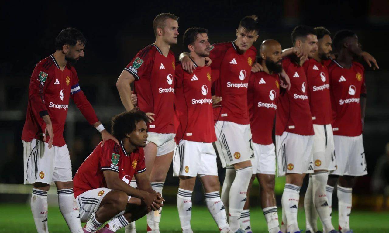 赛前德国杯焦点战，曼联刷新队史纪录，赛场秩序良好，阵容厚度经受考验的简单介绍