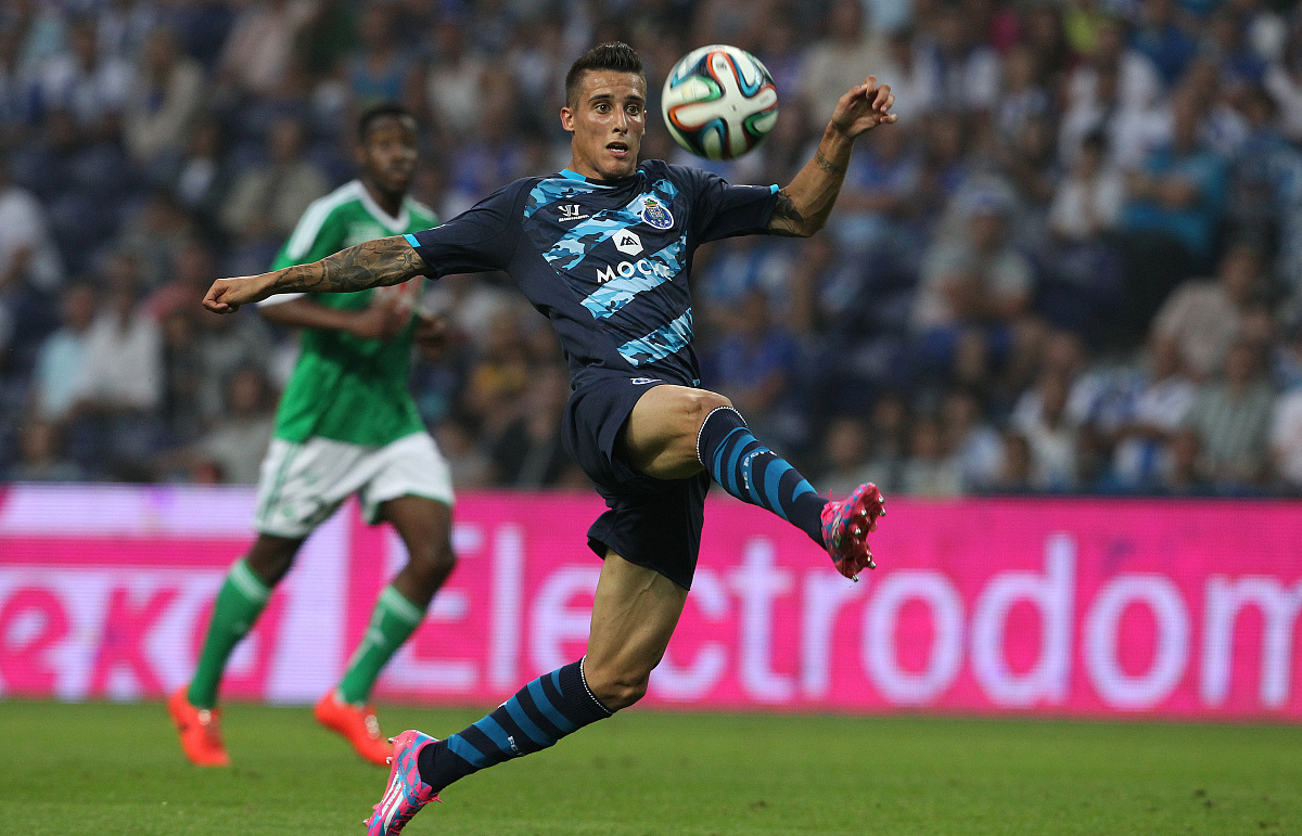 今晨阿贾克斯备战葡超;远射贴柱细节曝光;球迷炸锅;控场能力受关注的简单介绍 今晨阿贾克斯备战葡超;远射贴柱细节曝光;球迷炸锅;控场能力受关注的简单介绍