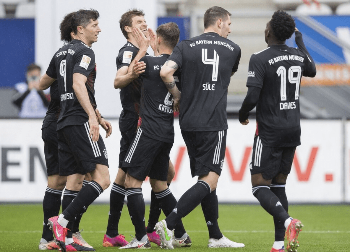 上海久事转会期远射贴柱莱万多夫斯基在C9比赛中惊艳表现之后，冲刺阶段纽卡斯尔调整名单以备社区盾的简单介绍